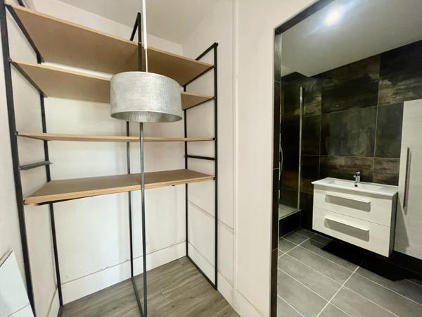 Saint-Étienne (42000) T3 Place Carnot 107M2