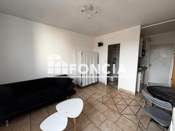 Location Studio meublé 17.57 m² - Agen 47000