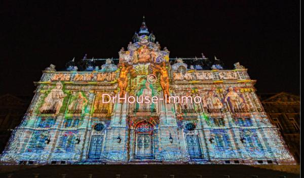 Immeuble à vendre 4 pièces de 455 m²