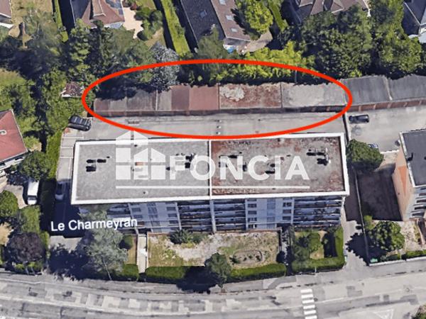Location Parking 1 m² - LA CHANTOURNE La Tronche 38700
