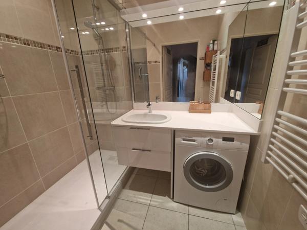 Appartement à vendre, 3 pièces en RDC, Terrasse, Proche Centre-Ville de CAGNES SUR MER (06800)