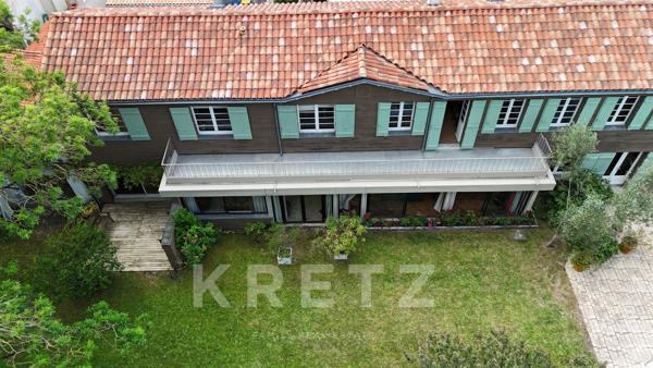 Élégante propriété familiale avec maison d’amis et piscine