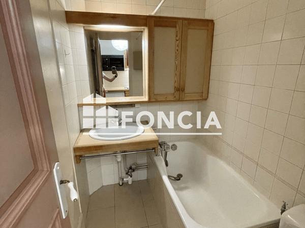 Location Studio 18.17 m² - 3 RUE CLOT BEY Grenoble 38000