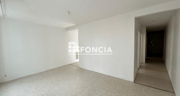 Location Appartement 3 pièces 63.96 m² - Clermont-ferrand 63000