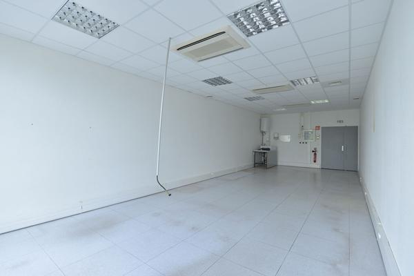 49000 ANGERS BUREAUX 206 M2 ANGERS