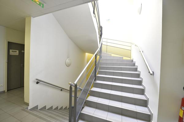 49000 ANGERS BUREAUX 206 M2 ANGERS