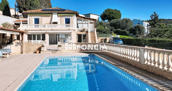 À vendre Maison 6 pièces 152 m² - Nice 06100