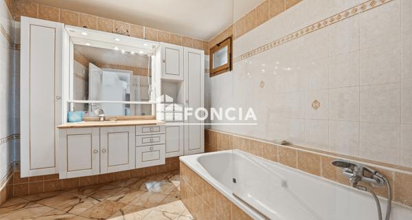 À vendre Maison 6 pièces 152 m² - Nice 06100