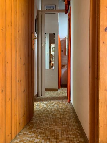 Maison plain pied jardin et stationnement