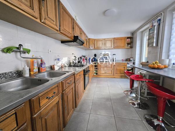 Maison 5 pièce(s) 4 chambre(s) 116 m²