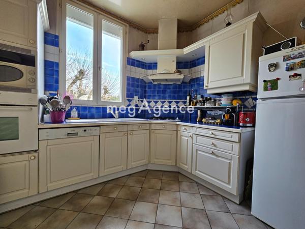 Maison à JUZIERS, 78820 - 5 pièces 117m²