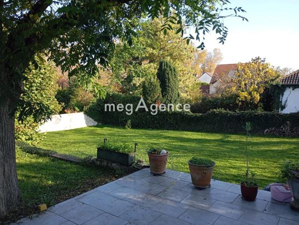 Maison à JUZIERS, 78820 - 5 pièces 117m²