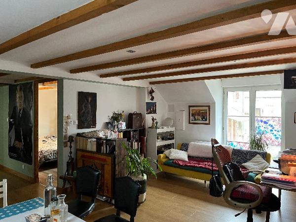 DINAN - Au calme d'une impasse - Appartement Type 2