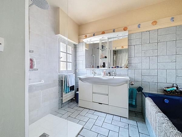 Maison à Bouchemaine 185m²