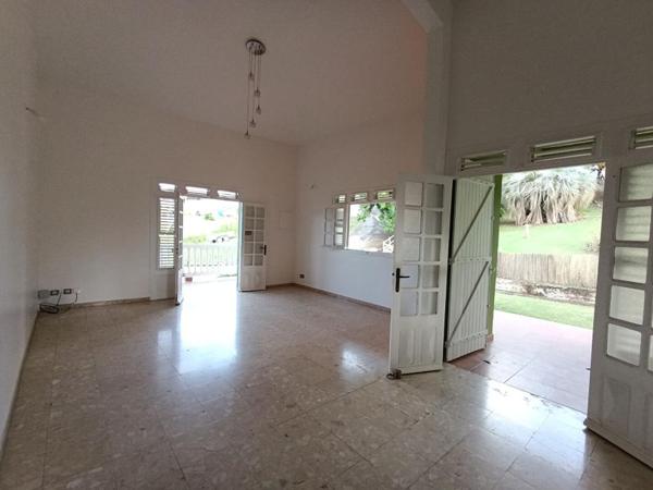 EXCLUSIVITÉ : MIZAPRI - Appartement -Villa F4 de 198 m² au François