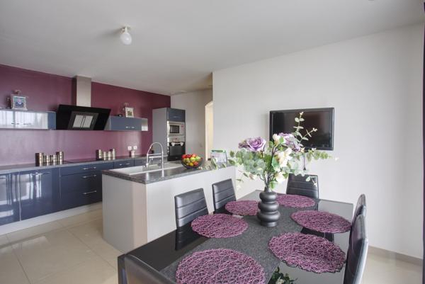 Maison contemporaine de 160 m² avec piscine et garage