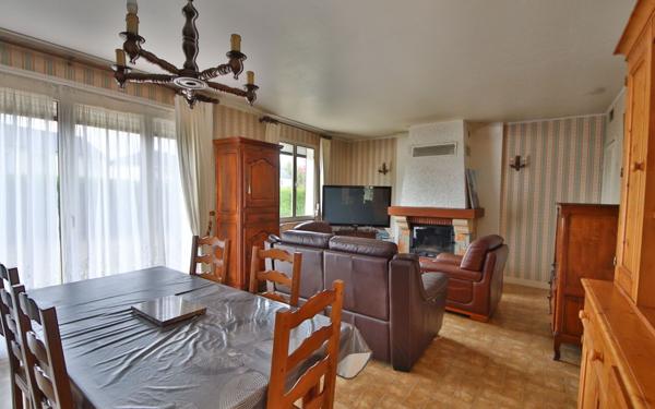 Maison à vendre    4 pièces • 90 m2 Courmont