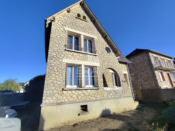 Maison 6 pièces à vendre à Val au Perche - Quartier La Rouge