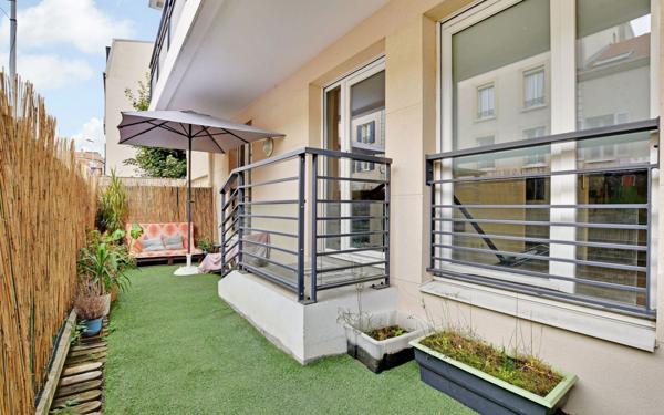 Appartement à vendre    2 pièces • 63 m2 Alfortville