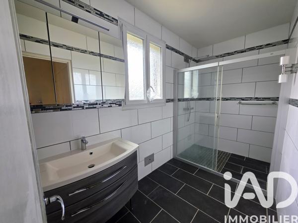 Maison à vendre 6 pièces 160 m² Saint-Hilaire-Saint-Mesmin