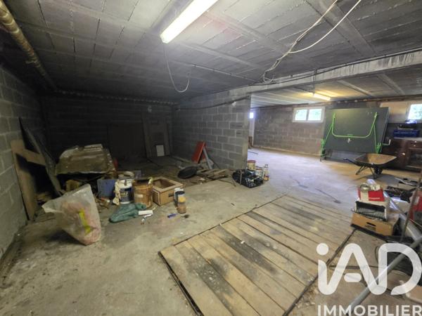 Maison à vendre 6 pièces 160 m² Saint-Hilaire-Saint-Mesmin