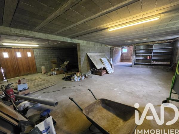 Maison à vendre 6 pièces 160 m² Saint-Hilaire-Saint-Mesmin