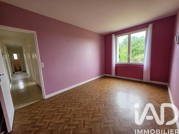 Maison à vendre 6 pièces 160 m² Saint-Hilaire-Saint-Mesmin