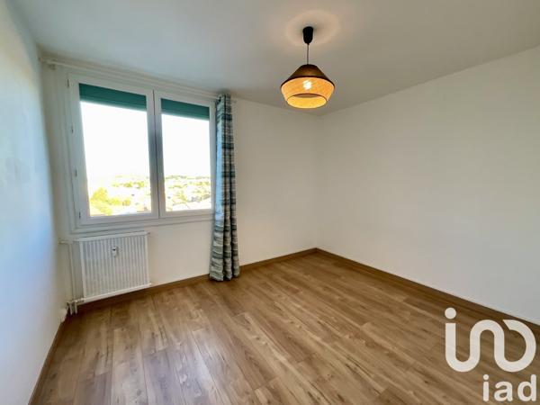 Appartement 3 pièces de 78 m² à Alès (30100)