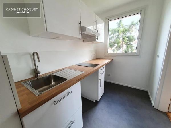F2 AVEC BALCON & PARKING A LOUER - LOMME-LAMBERSART - 46.5 m 2 - 764 € charges comprises par mois
