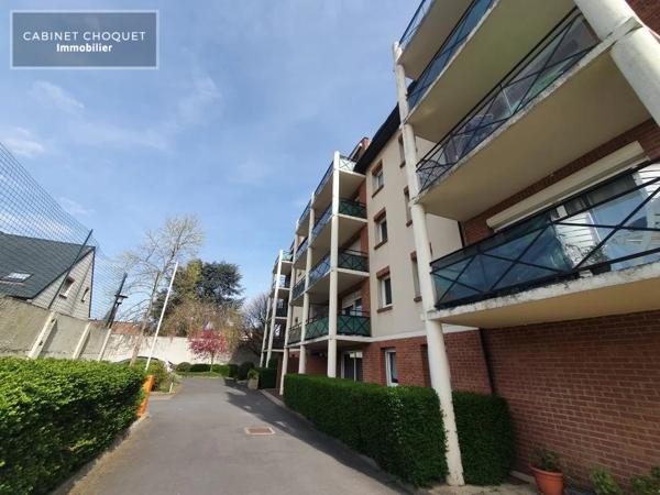 F2 AVEC BALCON & PARKING A LOUER - LOMME-LAMBERSART - 46.5 m 2 - 764 € charges comprises par mois