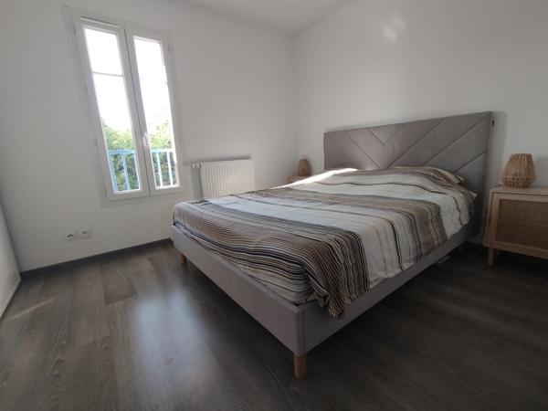 Maison 2 chambres, 2 places de parkings