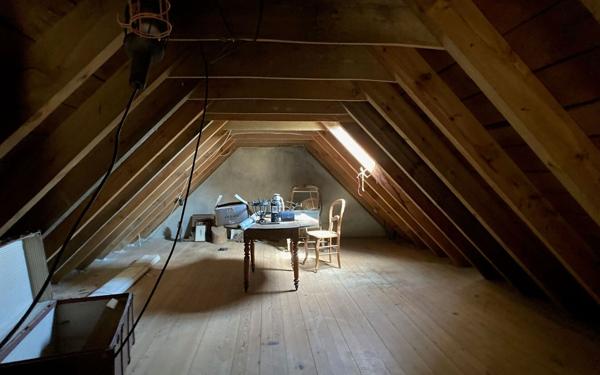 Maison à vendre    4 pièces •  Esquibien