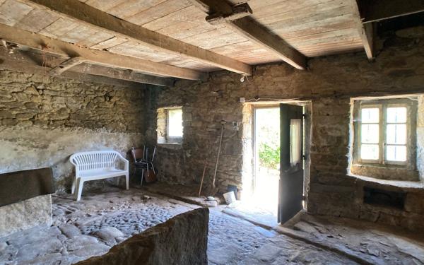 Maison à vendre    4 pièces •  Esquibien