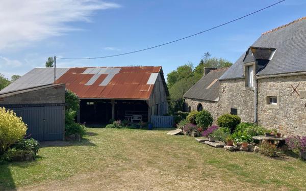 Maison à vendre    4 pièces •  Esquibien