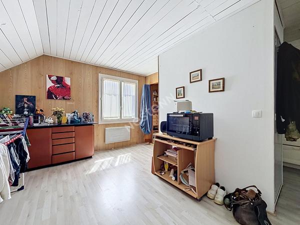 Appartement Orvault Bois Raguenet : T2 de 53 m² A LOUER - MEUBLE - Au 1er étage d'une maison.