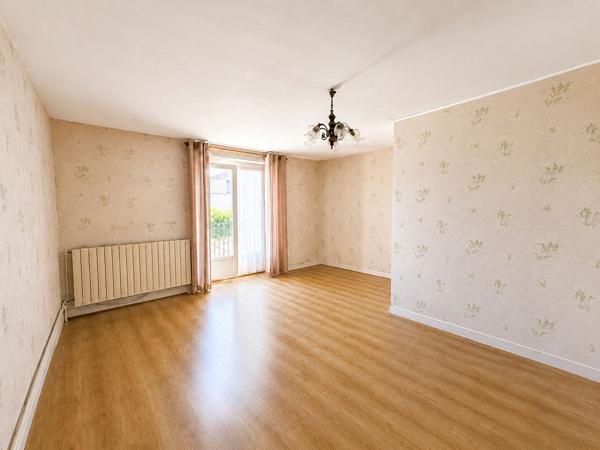 Maison Nevers 2 chambres proche centre ville 2H30 de Paris Proximité ISAT