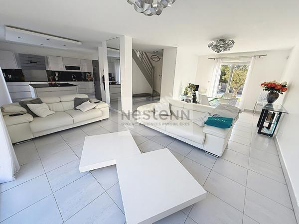 Maison 2015 Saint Leu La Foret 157m² 8pièces terrain 323m² 5 chambres