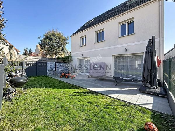 Maison 2015 Saint Leu La Foret 157m² 8pièces terrain 323m² 5 chambres