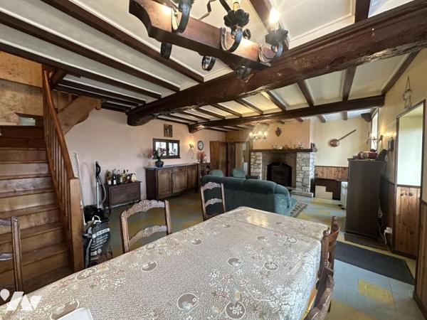 Maison en pierres LESTRE (50310)