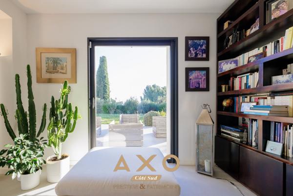 EGUILLES - MAISON T6 - 237 M2 6 TERRAIN 2 000M2 - PISCINE - VUE -  1 790 000