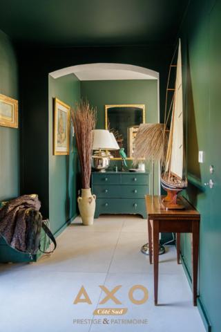 EGUILLES - MAISON T6 - 237 M2 6 TERRAIN 2 000M2 - PISCINE - VUE -  1 790 000