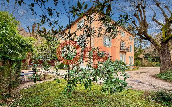 Appartement à vendre    6 pièces • 168,65 m2 Lyon 9