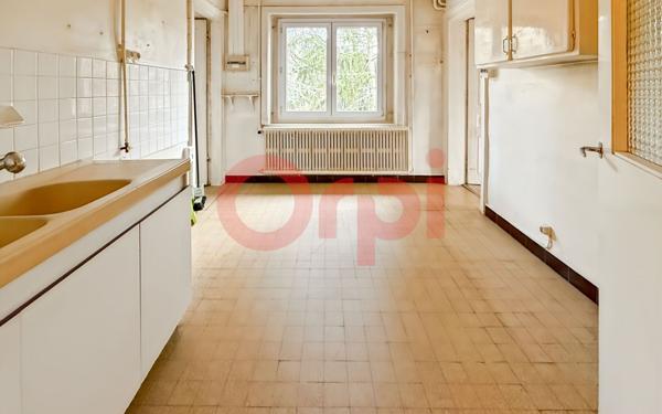 Appartement à vendre    6 pièces • 168,65 m2 Lyon 9