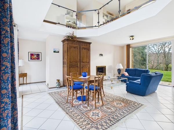 RARE ! EMPLACEMENT EXCEPTIONNEL POUR CETTE MAISON DE 194M2 HABITABLE SUR TERRAIN DE 3325M2 , Latresne RARE ! EMPLACEMENT EXCEPTIONNEL POUR CETTE MAISON DE 194M2 HABITABLE SUR TERRAIN DE 3325M2 , Latresne