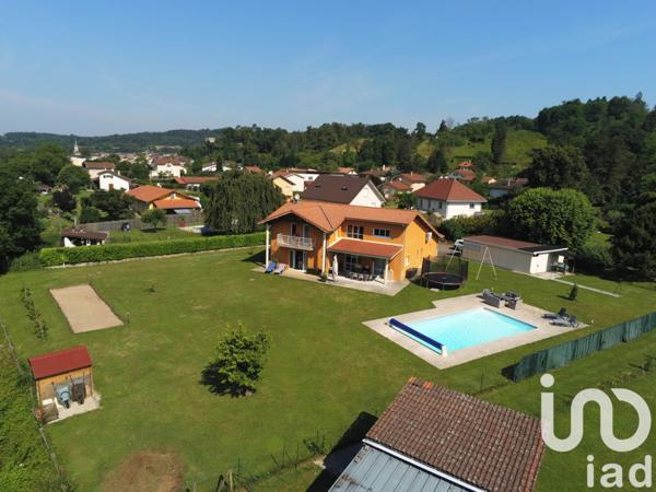 Maison à vendre 9 pièces 210 m² Poncin