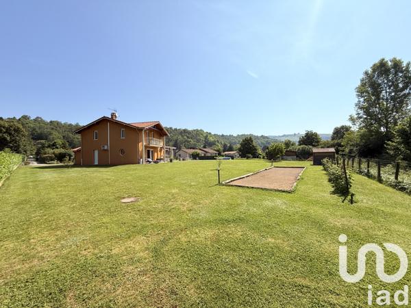 Maison à vendre 9 pièces 210 m² Poncin