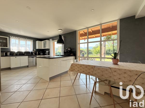 Maison à vendre 9 pièces 210 m² Poncin