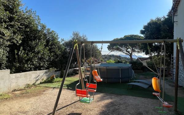 Maison à vendre    4 pièces • 100 m2 La Seyne-sur-Mer