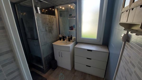 Maison de plain pieds sur sous-sol total