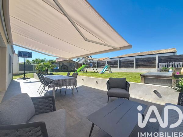 Maison à vendre 5 pièces 93,42 m² Sainte-Pazanne